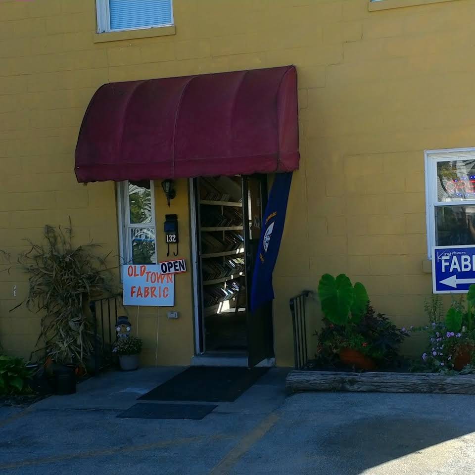 Old Town Fabriccs 132 N Broadway
Berea, KY 40403