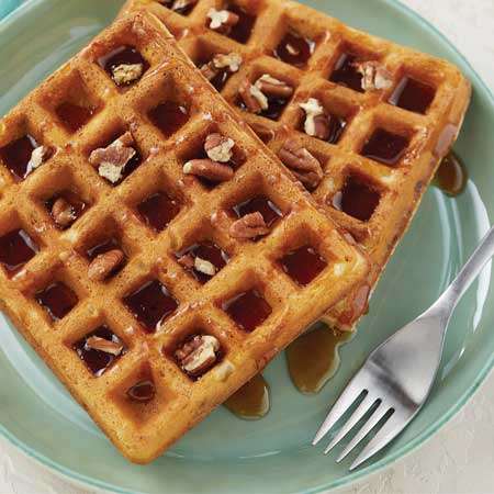 2 Morning Recipes Perfect for Making Memories - With the weather cooling, it’s the perfect opportunity to spend some time in the kitchen to try out fun recipes and create special moments with family and friends. Check out these two recipes for Butter Pecan Waffles & Banana Walnut Pancakes. #pancakes #waffles #breakfast 