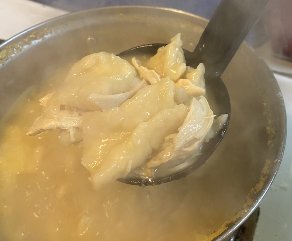 Chicken ‘N Dumplins a simple recipe for homemade chicken and dumplings. #chicken #dumplings #chickenndumplins 