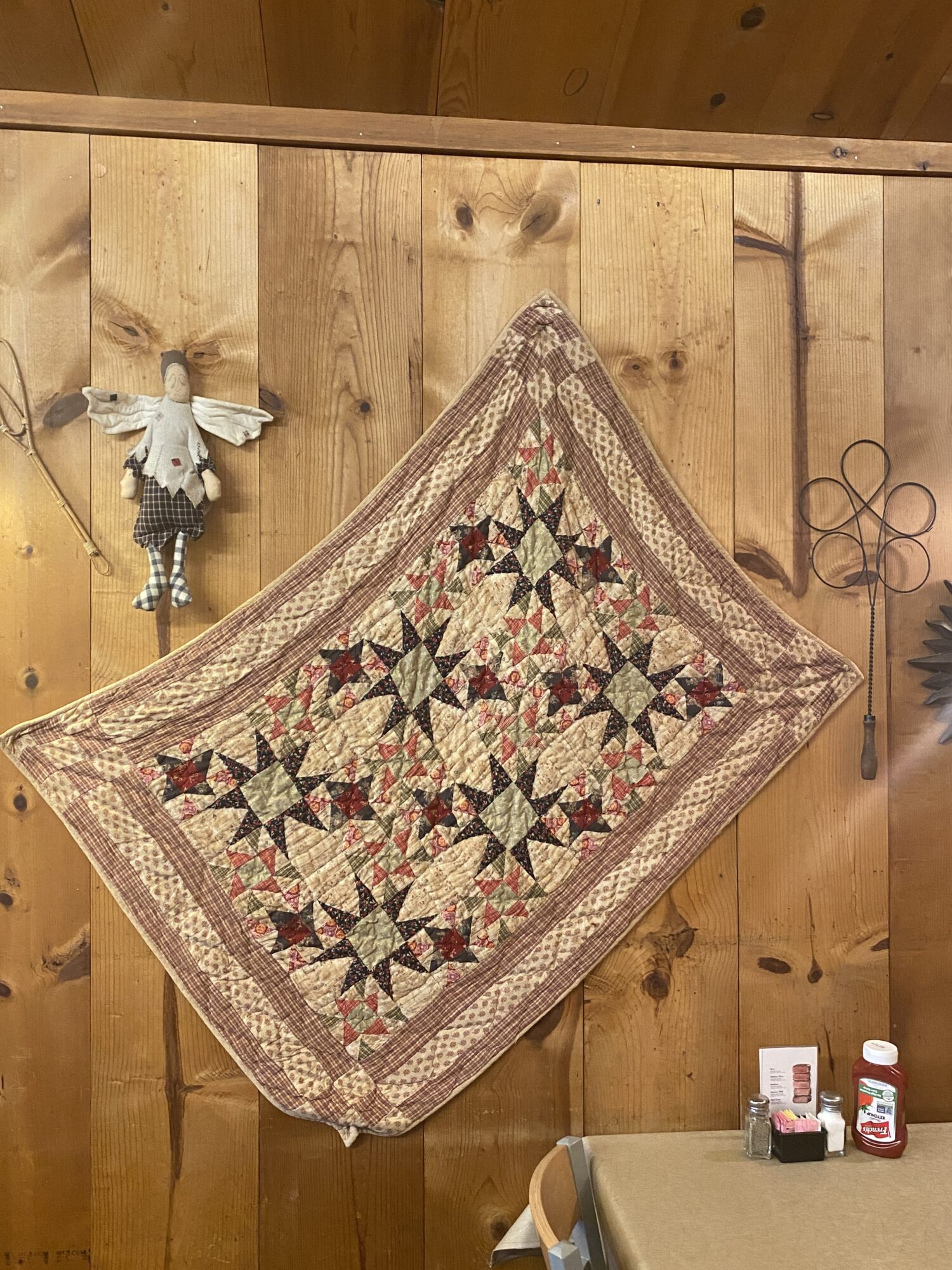 Quilt on display at The Taste of Dandridge 