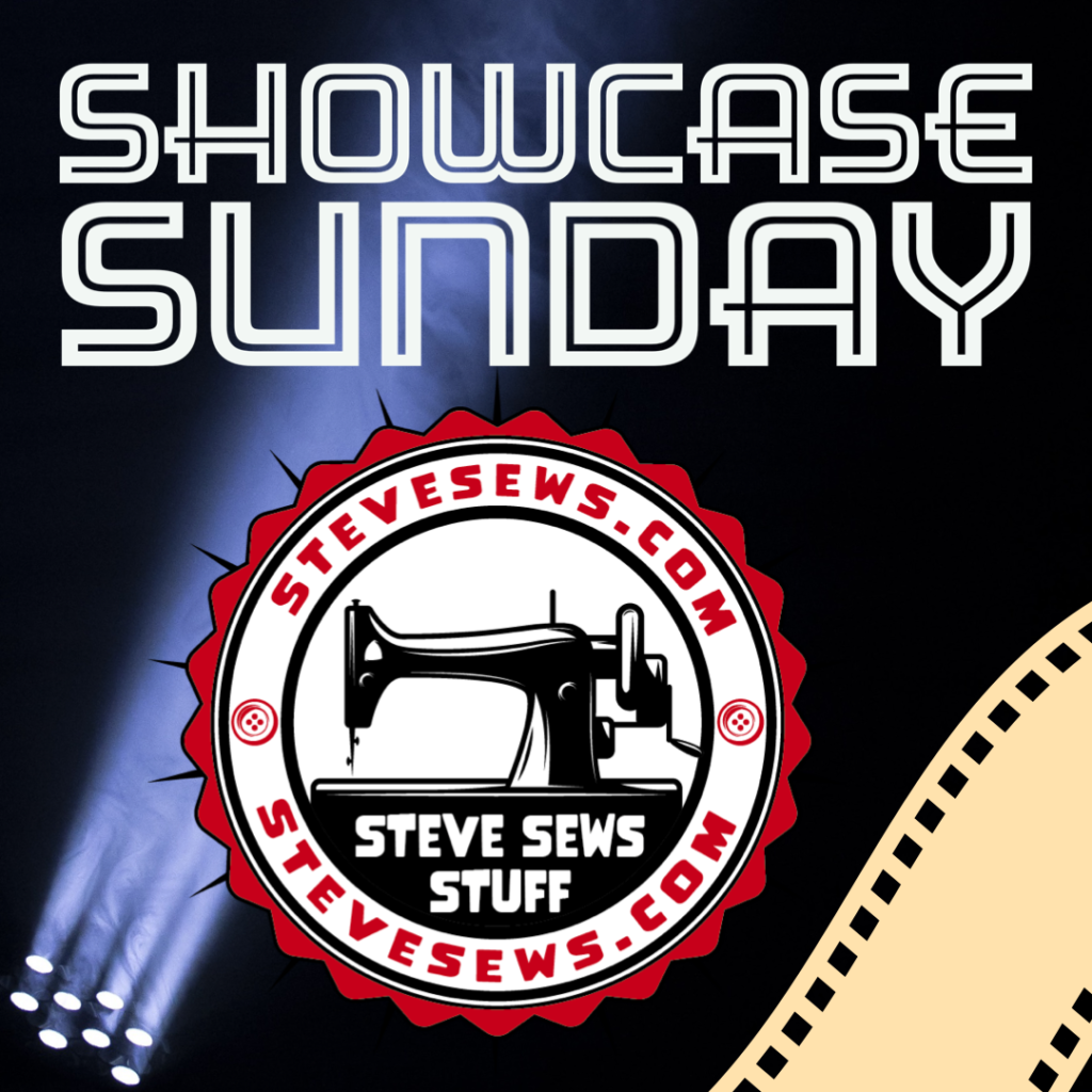 Showcase Sunday - time to show off my latest sewing or quilting projects. This week i show iff a crow apron. 