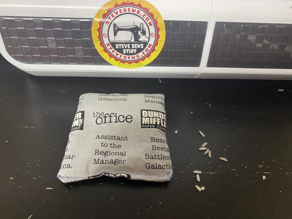The Office Dunder Mifflin Rice Hand Warmer is a set of two rice hand warmers featuring The Office Dunder Mifflin. #TheOffice