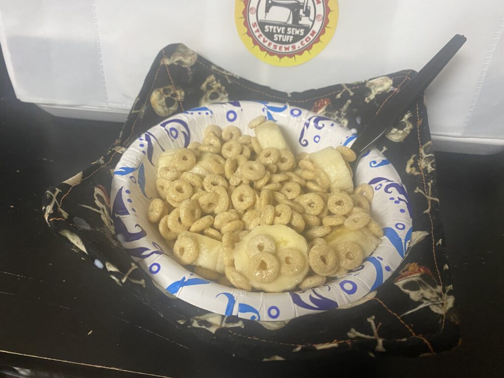 Bowl Cozy might stabilize disposable bowls