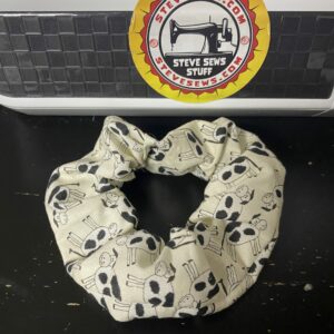 Holstein Cow Scrunchie is a Scrunchie with a cream background and Holstein cows on it. #Holstein #HolsteinCow