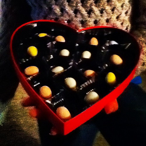 The Heart-Shaped Chocolate Box and its Sewing Origins - In the world of confectionery, the heart-shaped chocolate box has become an iconic symbol of love and affection, especially during romantic occasions like Valentine's Day. However, few may realize that the roots of this sweet tradition trace back to the art of sewing.